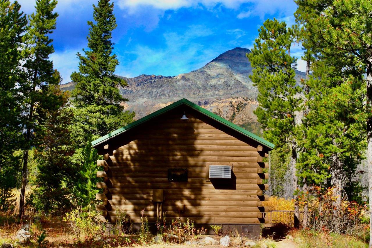 Summit Mountain Lodge And Steakhouse East Glacier Park Village Esterno foto